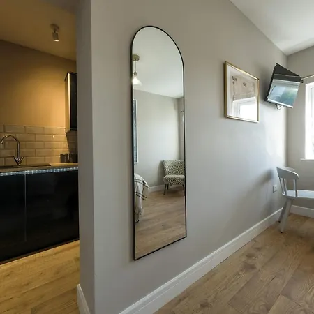 Apartman The Willow 1 *