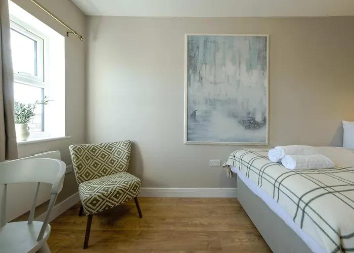 The Willow 1 * Bristol